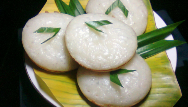 Kue Apem yang menjadi makanan tradisi pada megengan.