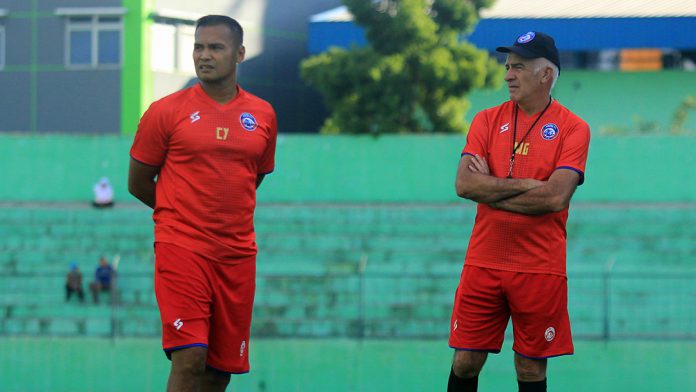PR Terberat Charis Yulianto Sepeninggal Mario Gomez