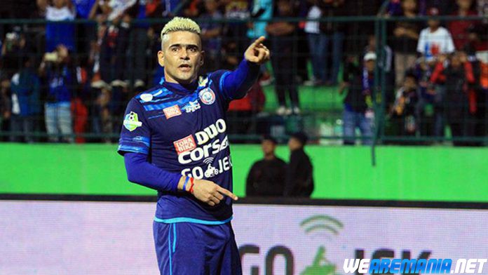 Seperti Maradona, Legenda Arema Pernah Cetak Gol Tangan Tuhan